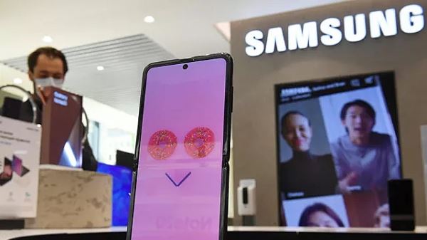 На Samsung подали в суд из-за смартфонов